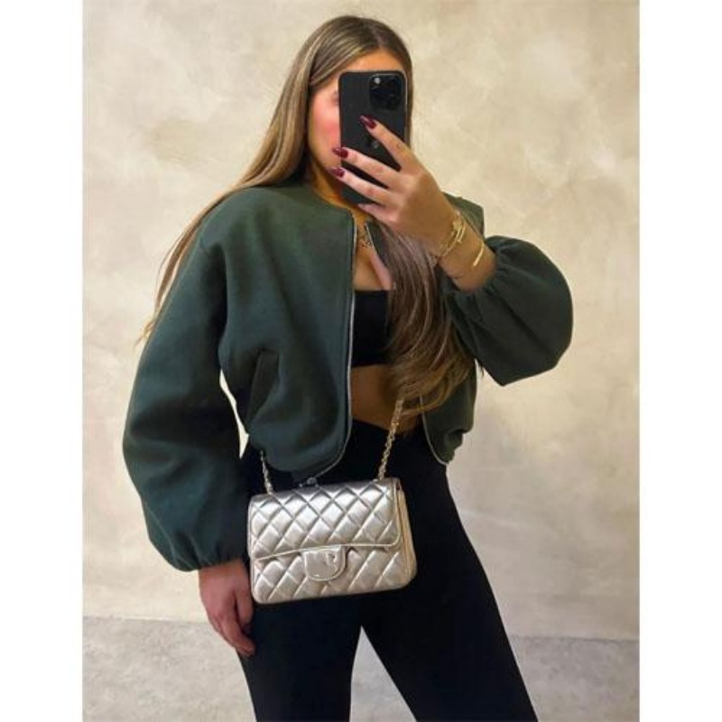 Lässige, kurze Damenjacke mit Reißverschluss