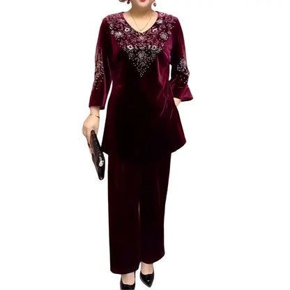 👗✨ Elegantes 2-teiliges Samt-Set mit Kristallverzierungen 👗💎