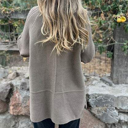 ❄️🍂 Neuer mittellanger Damenmantel mit doppelreihigem Reverskragen, gefertigt aus doppelseitigem Tweed.