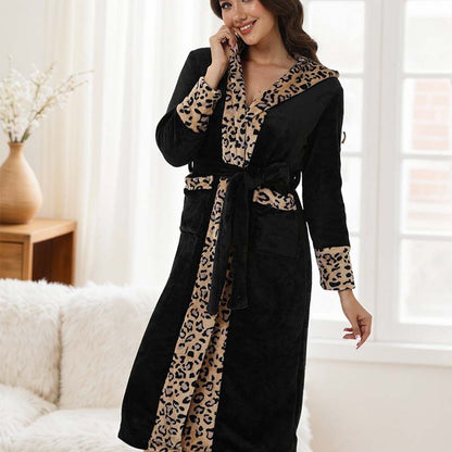 🎅Christmas offers 49% discount🎁🎄Cozy women's bathing dress with hood and leopard print