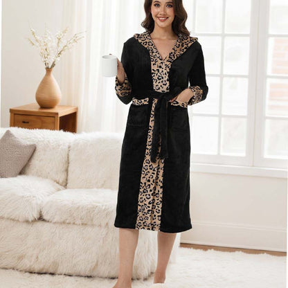 🎅Christmas offers 49% discount🎁🎄Cozy women's bathing dress with hood and leopard print